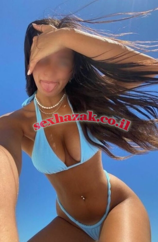 תוסס, 24, יש חלק החזה
