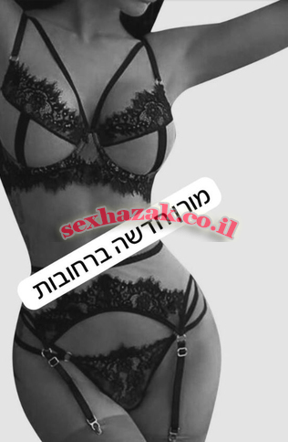 טבעי, יש לו חיוך סקסי, מספק שירותי ליווי עילית